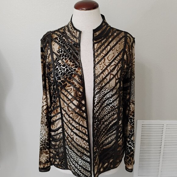Chico’s Open-Front Animal/Geometric Print Jacket – Size 1 – Gently Worn - Picture 1 of 14